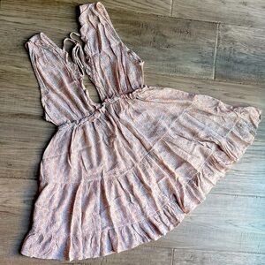 Stolen Hearts Mini Dress Tiered Ruffle Deep V Front/Back Floral Print SZ Medium